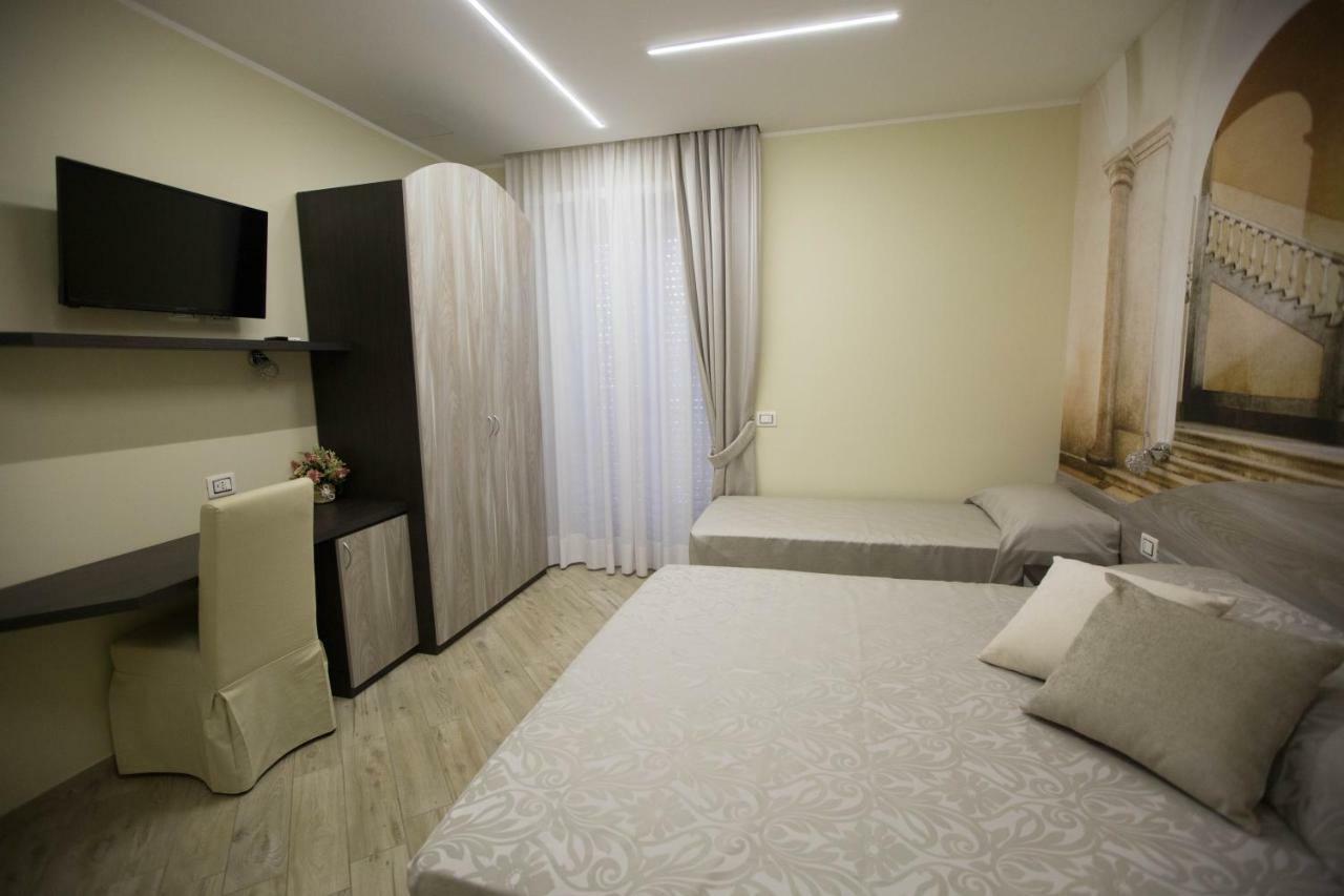 4 Rent Acomodação com café da manhã Albano Laziale Exterior foto